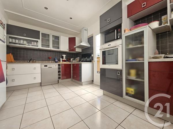 Maison à vendre  6 pièces - 142,25 m 2   VENDAYS MONTALIVET  - 33