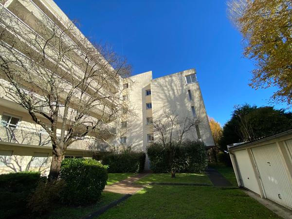 Vente appartement Bordeaux : 286 000 € - AJP Immobilier Bordeaux Chartrons