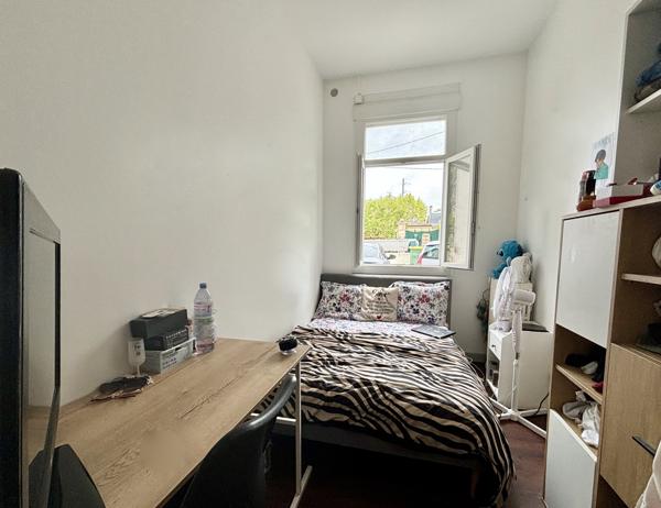 Immeuble 8 pièces - 140 m²