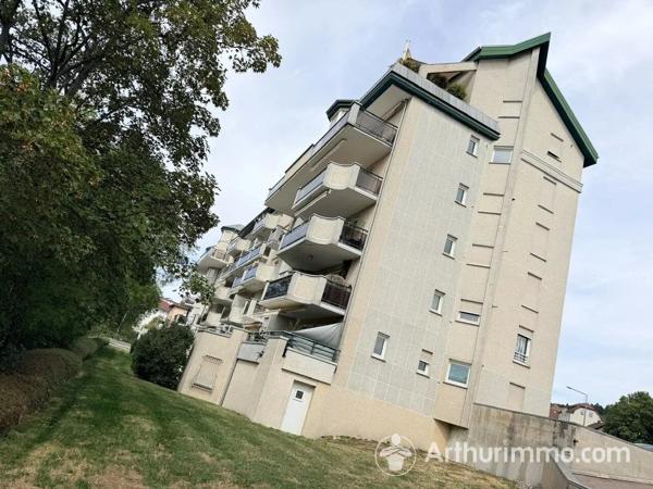 Vente                                                      Appartement
                        
                     3 pièces                      84 m2                     à Pontarlier
