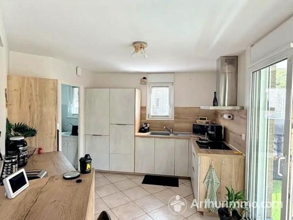 Vente                                                      Appartement
                        
                     3 pièces                      84 m2                     à Pontarlier