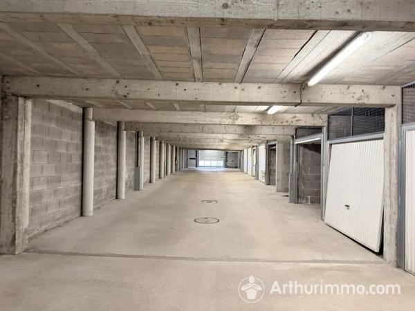 Vente                                                      Appartement
                        
                     3 pièces                      84 m2                     à Pontarlier
