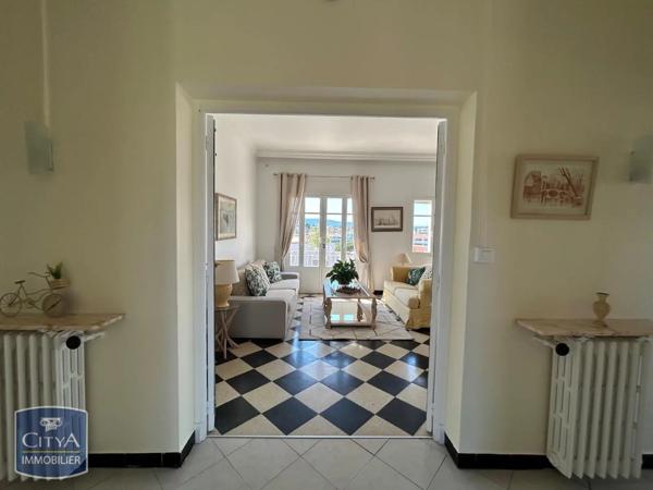 Appartement à louer 3 pièces 91.45m²