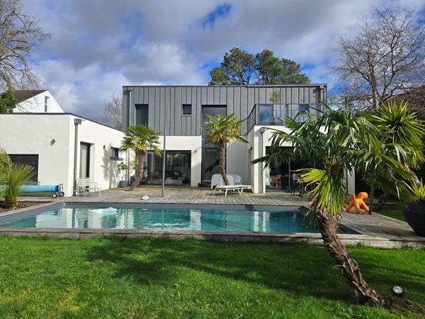 Vente maison Saint Marc Sur Mer : 1 248 000 € - AJP Immobilier Saint-Marc-sur-Mer