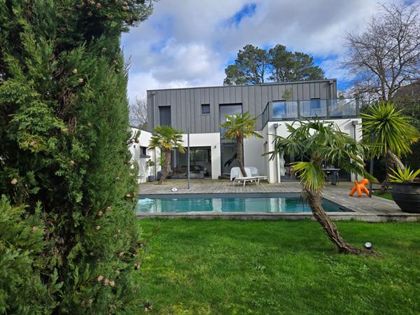 Vente maison Saint Marc Sur Mer : 1 248 000 € - AJP Immobilier Saint-Marc-sur-Mer