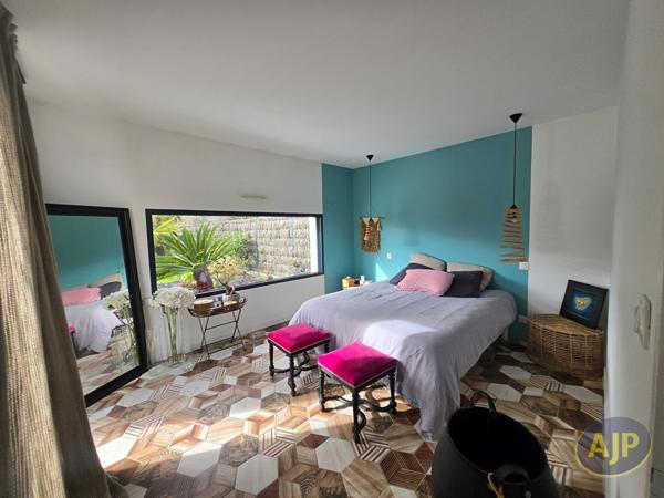 Vente maison Saint Marc Sur Mer : 1 248 000 € - AJP Immobilier Saint-Marc-sur-Mer