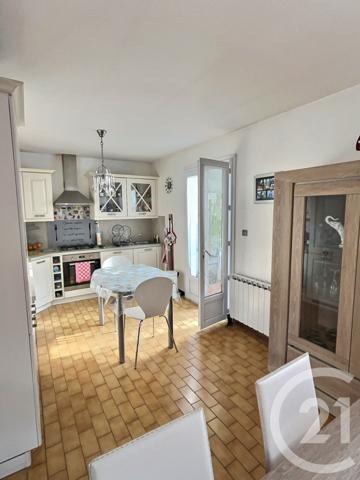 Maison à vendre  5 pièces - 141,56 m2 ROQUEFORT LES PINS - 06