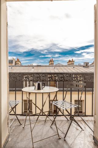 Appartement Paris 18 e - ABBESSES / PIGALLE