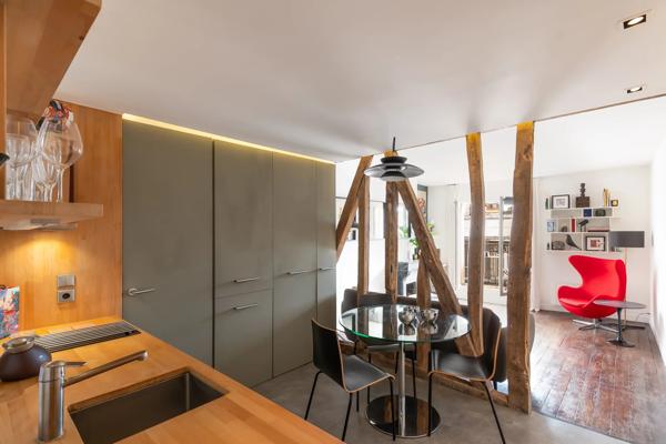 Appartement Paris 18 e - ABBESSES / PIGALLE