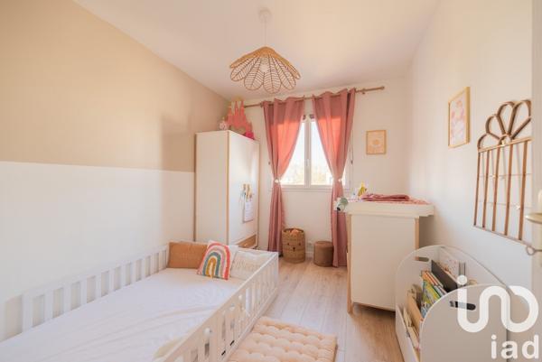 Maison 4 pièces de 72 m² à Douzy (08140)