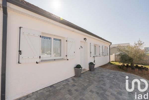 Maison 4 pièces de 72 m² à Douzy (08140)