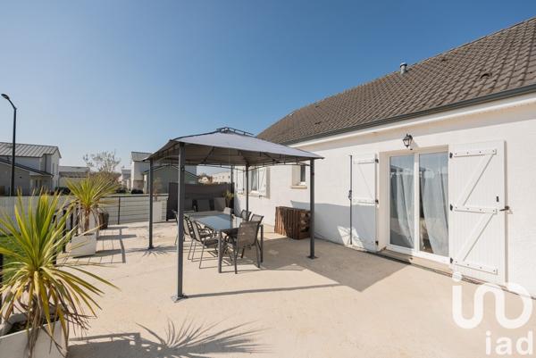 Maison 4 pièces de 72 m² à Douzy (08140)