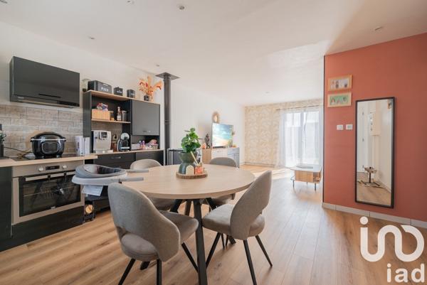 Maison 4 pièces de 72 m² à Douzy (08140)