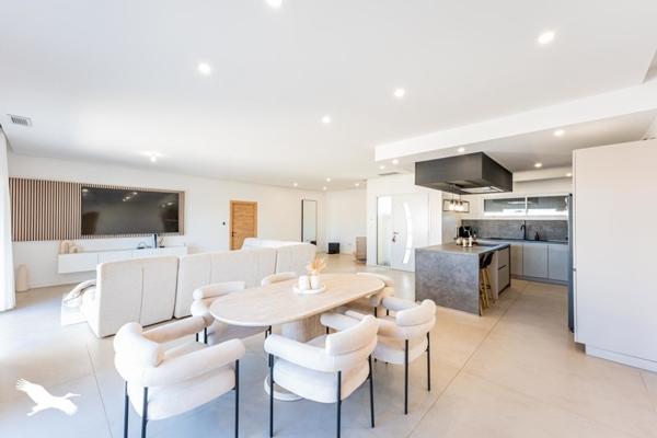Maison à vendre |                                       Carbonne |                                        6 pièces  |  180 m²