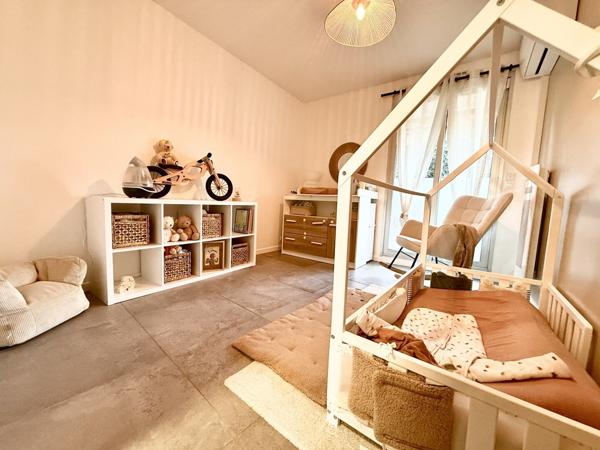 Grasse Sud 4P, 2 garages, cave et terrasses