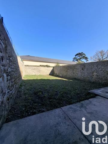 Maison à vendre 3 pièces 106 m² Beaumont-sur-Sarthe