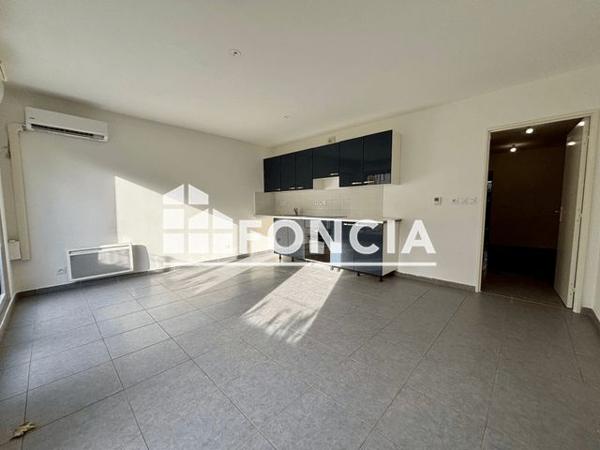 Location Appartement 3 pièces 61.4 m² - 538 BOULEVARD DE LA DEMOCRATIE Toulon 83000