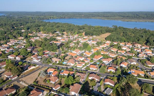 Maison à vendre    5 pièces • 104 m2 Biscarrosse