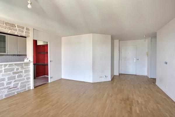 Appartement Villeneuve La Garenne 4 pièces 78.79 m2