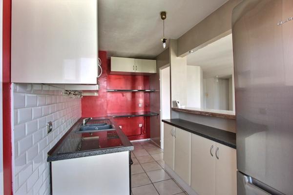 Appartement Villeneuve La Garenne 4 pièces 78.79 m2