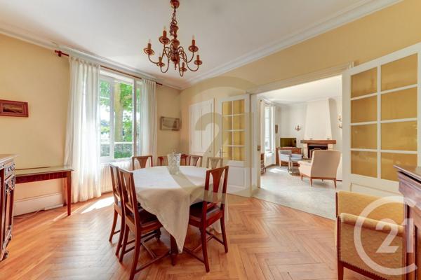 Maison à vendre  6 pièces - 114,02 m 2   ST DIDIER AU MONT D OR  - 69