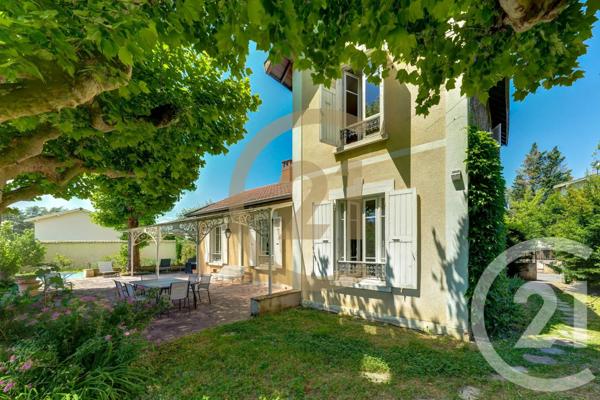 Maison à vendre  6 pièces - 114,02 m 2   ST DIDIER AU MONT D OR  - 69