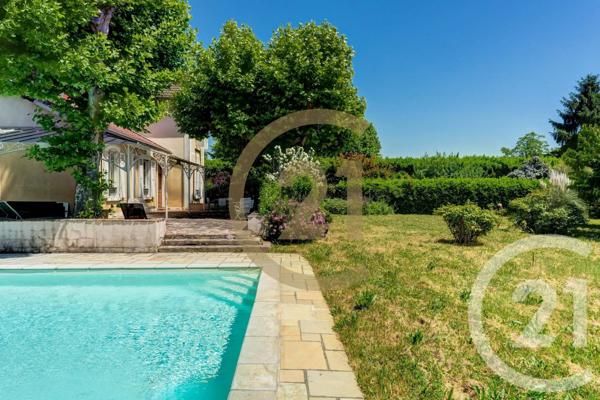 Maison à vendre  6 pièces - 114,02 m 2   ST DIDIER AU MONT D OR  - 69