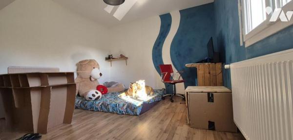 CANDÉ - Maison rénovée - 6 chambres - Dépendance, garages parcelle de 1 300 m²