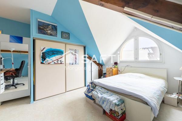 APPARTEMENT 4 PIÈCES 101 M²- CAVE - PARKING DOUBLE