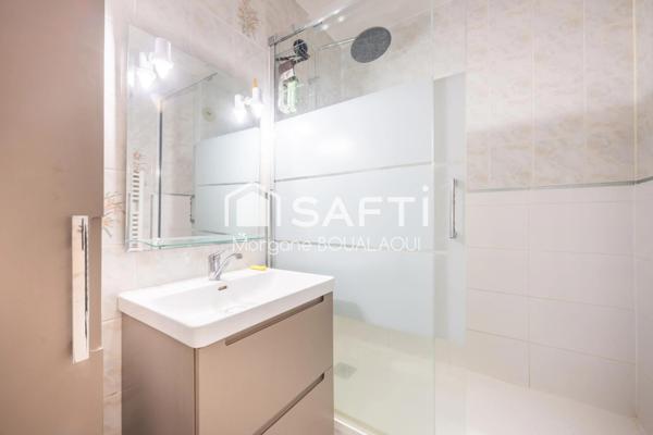 APPARTEMENT 4 PIÈCES 101 M²- CAVE - PARKING DOUBLE