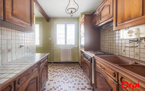 Appartement à vendre    3 pièces • 64 m2 Mâcon