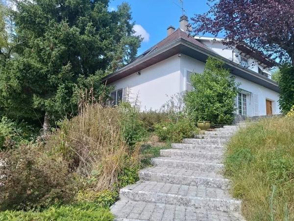 Vente Maison 6 pièces 219 m2 à La Tour-du-Pin