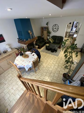 Maison à vendre 6 pièces 101 m² Bourg-l'Évêque