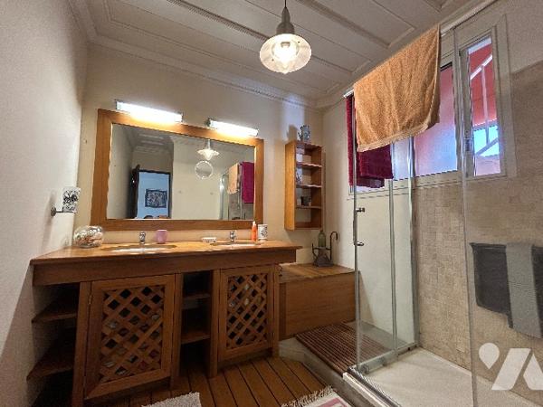 Appartement 100 m² avec jardin privatif face à la plage à SAINT-GILLES LES BAINS