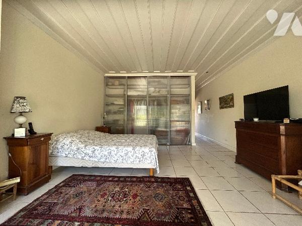 Appartement 100 m² avec jardin privatif face à la plage à SAINT-GILLES LES BAINS