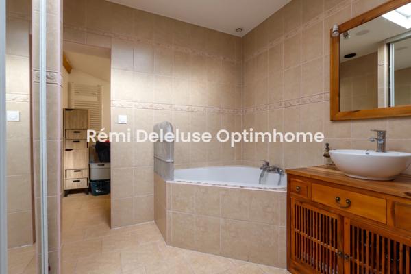 Caudry - Maison individuelle de 4 chambres avec garage & jardin clos sur 393 m²