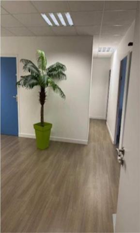 Location Bureau 81 77700 Serris 806623