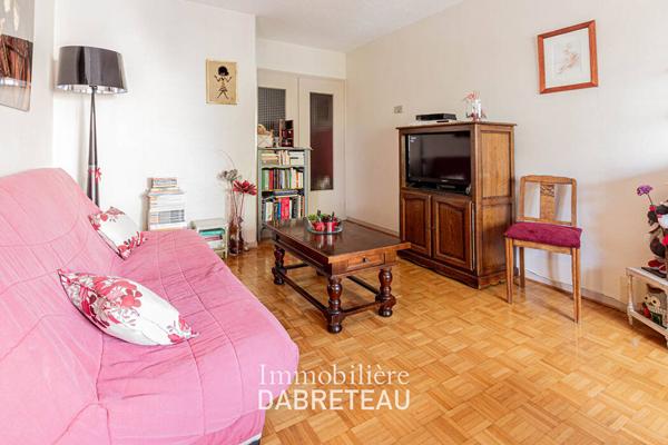 Appartement - 79 m² - 3 chambres
