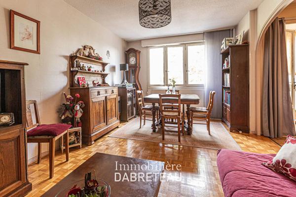 Appartement - 79 m² - 3 chambres