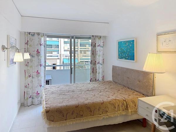 Appartement F4 à vendre  5 pièces - 101,87 m 2   ANTIBES  - 06