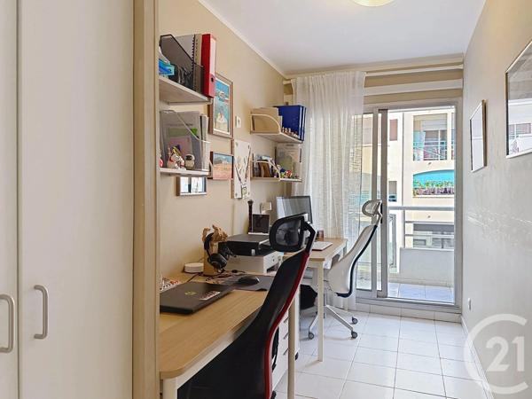 Appartement F4 à vendre  5 pièces - 101,87 m 2   ANTIBES  - 06