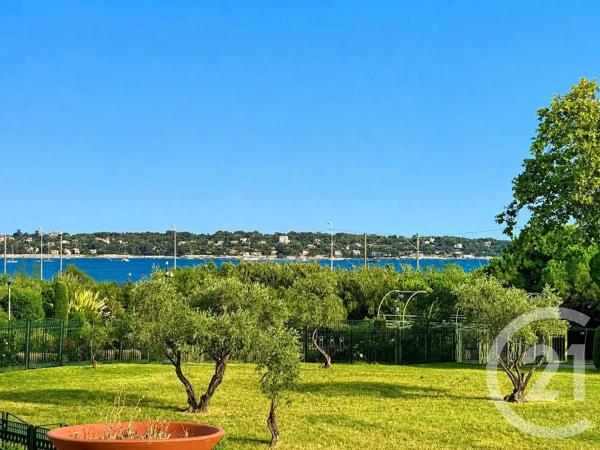 Appartement F4 à vendre  5 pièces - 101,87 m 2   ANTIBES  - 06