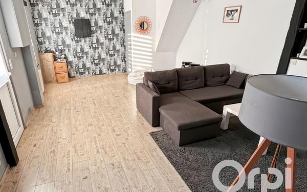 Maison à vendre    6 pièces •  Saint-Clair-sur-Epte