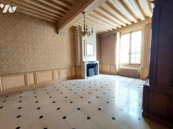  Hôtel particulier  Montargis centre