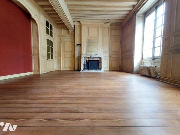  Hôtel particulier  Montargis centre