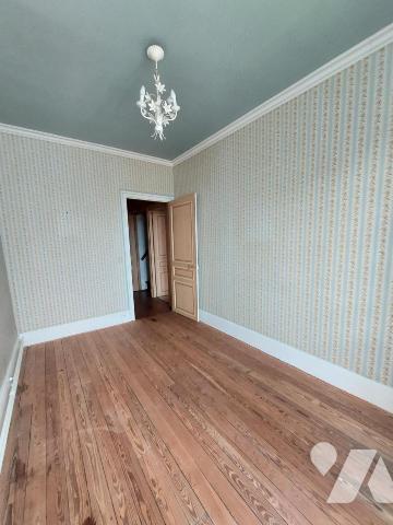  Hôtel particulier  Montargis centre