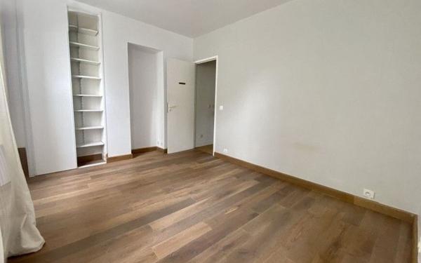 Maison à vendre    3 pièces •  Saint-Vaast-la-Hougue