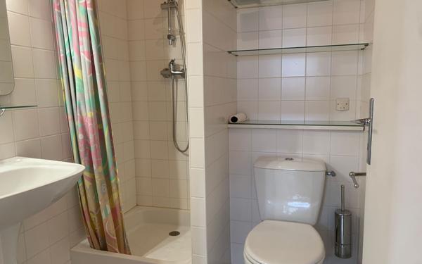 Maison à vendre    3 pièces •  Saint-Vaast-la-Hougue