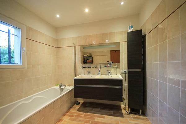 Belle propriété à Eyragues