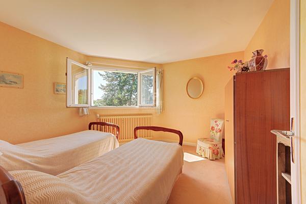 Maison à vendre à Saint-Germain-en-Laye - Sous-préfecture €1 133 000 ** - Référence 17960